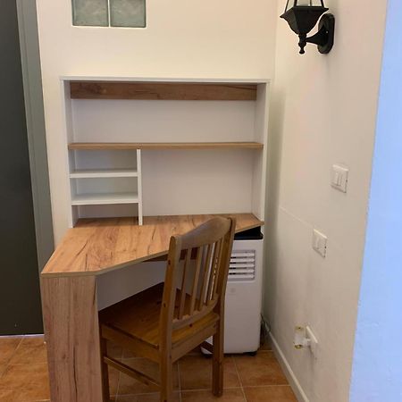 Casa Vacanze Le Rondini 레조넬에밀리아 객실 사진